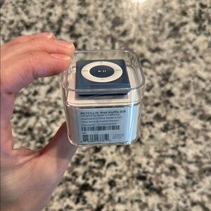 Apple Blue 2gb iPod shuffle Player Portable Audio Device